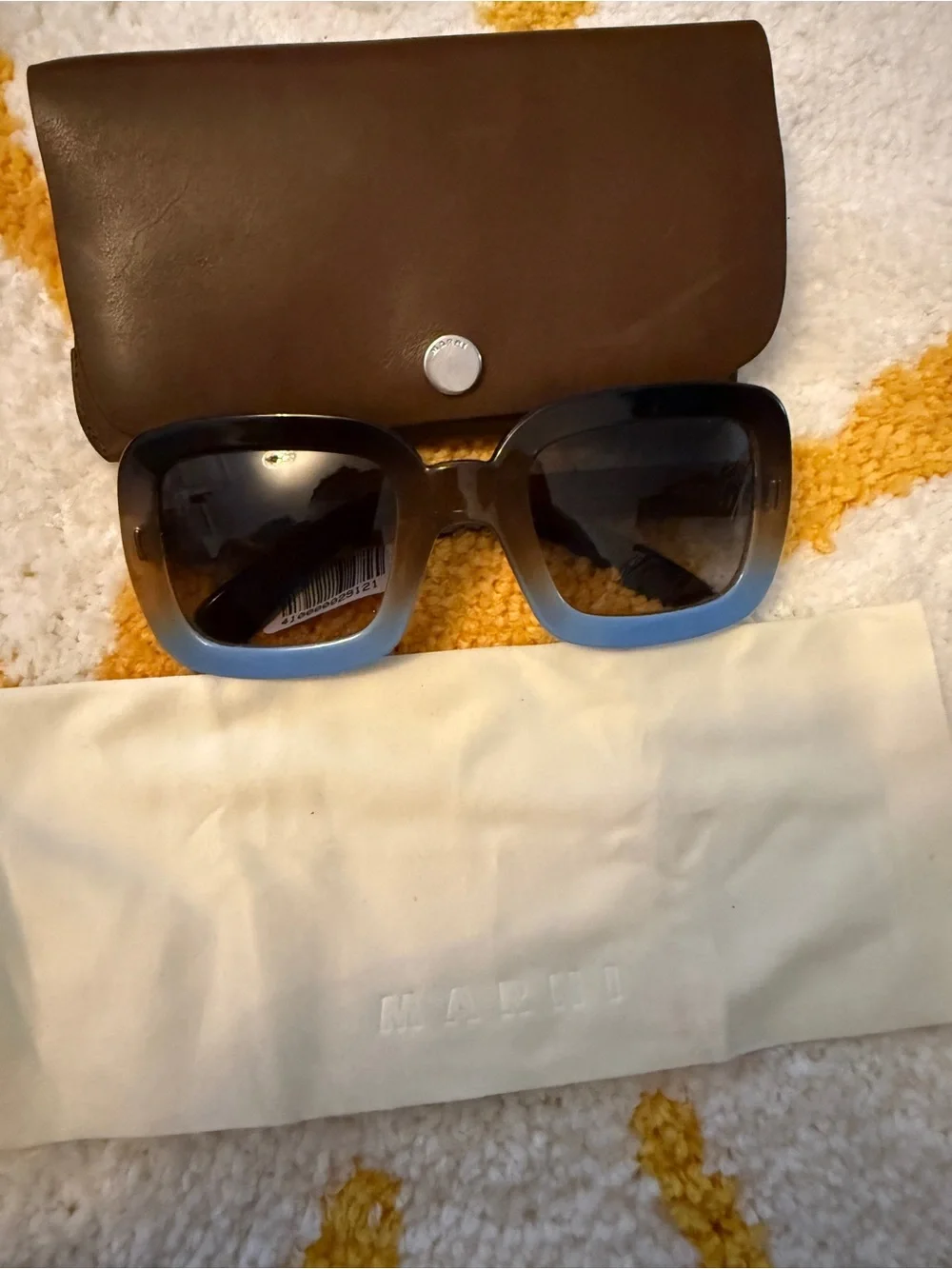 Brand new authentic Marni Sunglasses in Black Made in Italy 🇮🇹